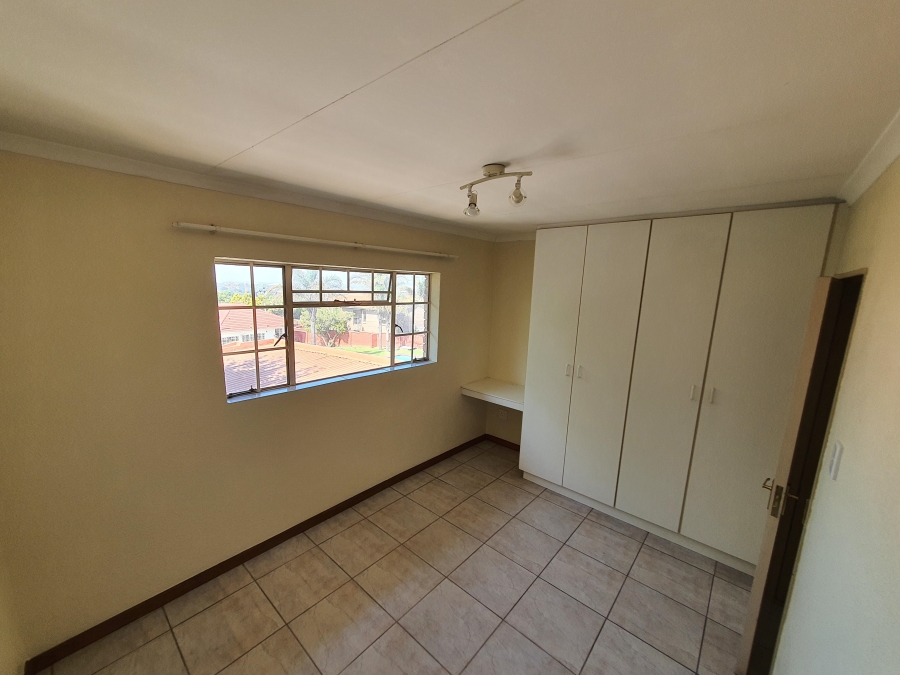 To Let 2 Bedroom Property for Rent in Primrose Hill Gauteng