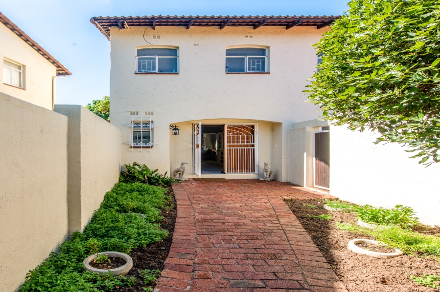 3 Bedroom Property for Sale in Strathavon Gauteng