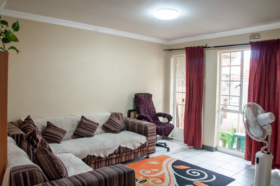 2 Bedroom Property for Sale in Vorna Valley Gauteng