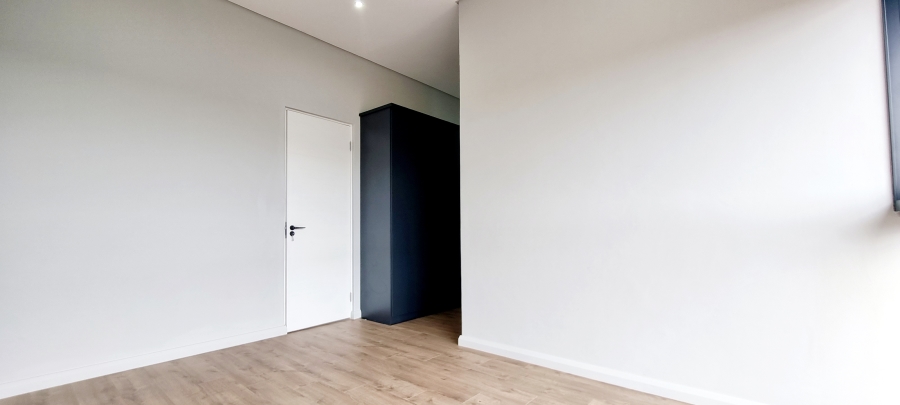 6 Bedroom Property for Sale in Midstream Heights Gauteng