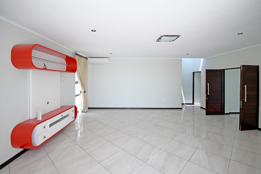 4 Bedroom Property for Sale in Carlswald Gauteng