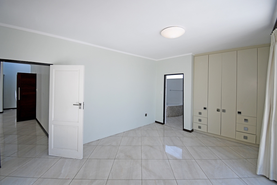 4 Bedroom Property for Sale in Carlswald Gauteng