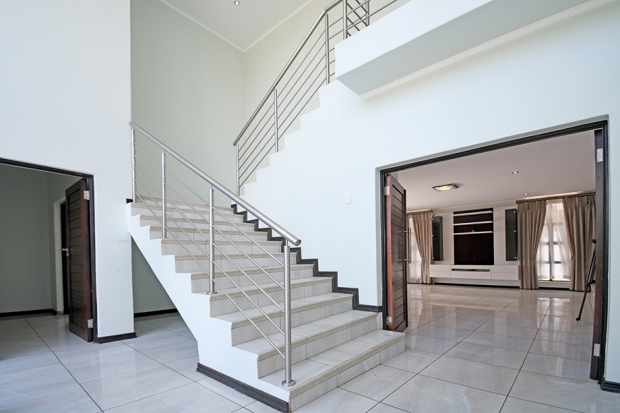 4 Bedroom Property for Sale in Carlswald Gauteng