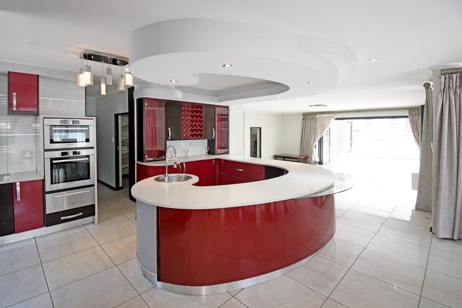 4 Bedroom Property for Sale in Carlswald Gauteng