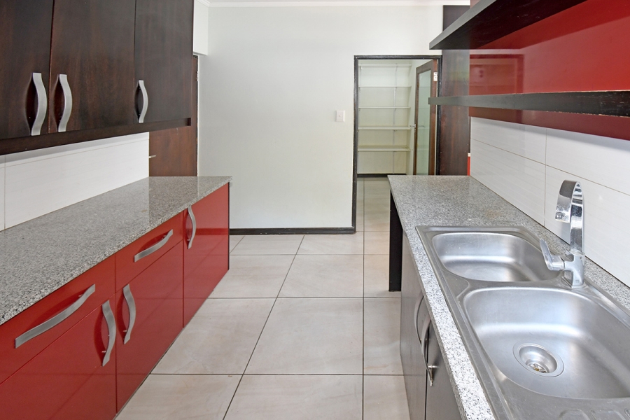 4 Bedroom Property for Sale in Carlswald Gauteng