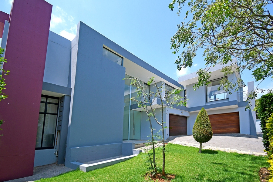 4 Bedroom Property for Sale in Carlswald Gauteng