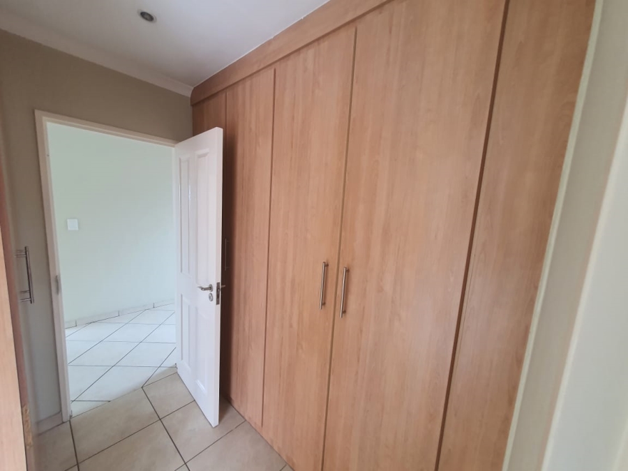 To Let 3 Bedroom Property for Rent in Glen Marais Gauteng
