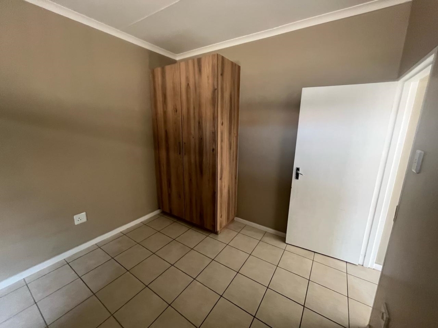3 Bedroom Property for Sale in Sonneveld Gauteng