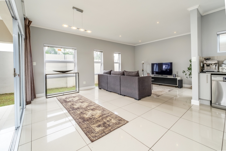 3 Bedroom Property for Sale in Bryanston Gauteng