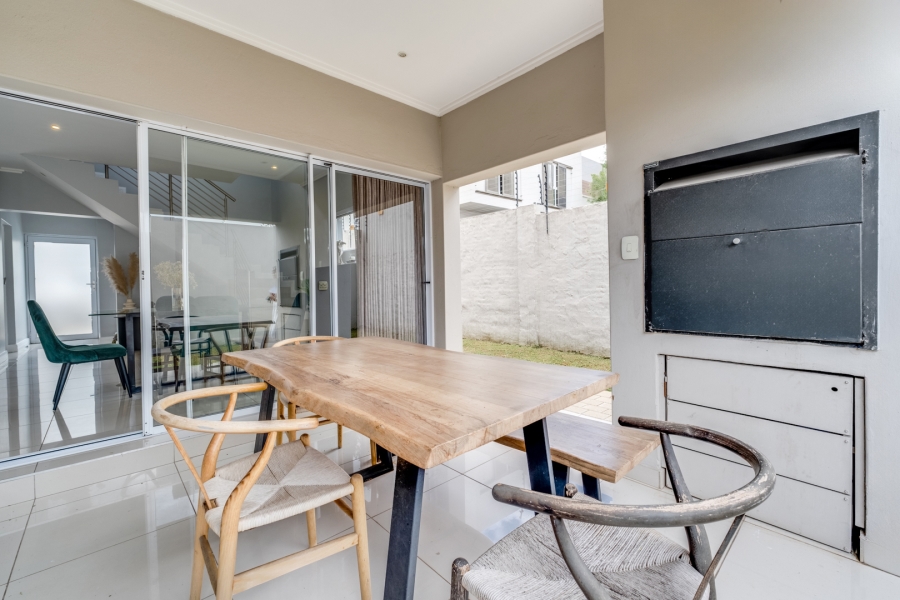 3 Bedroom Property for Sale in Bryanston Gauteng