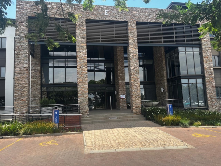 To Let Commercial Property for Rent in Greenstone Hill Gauteng