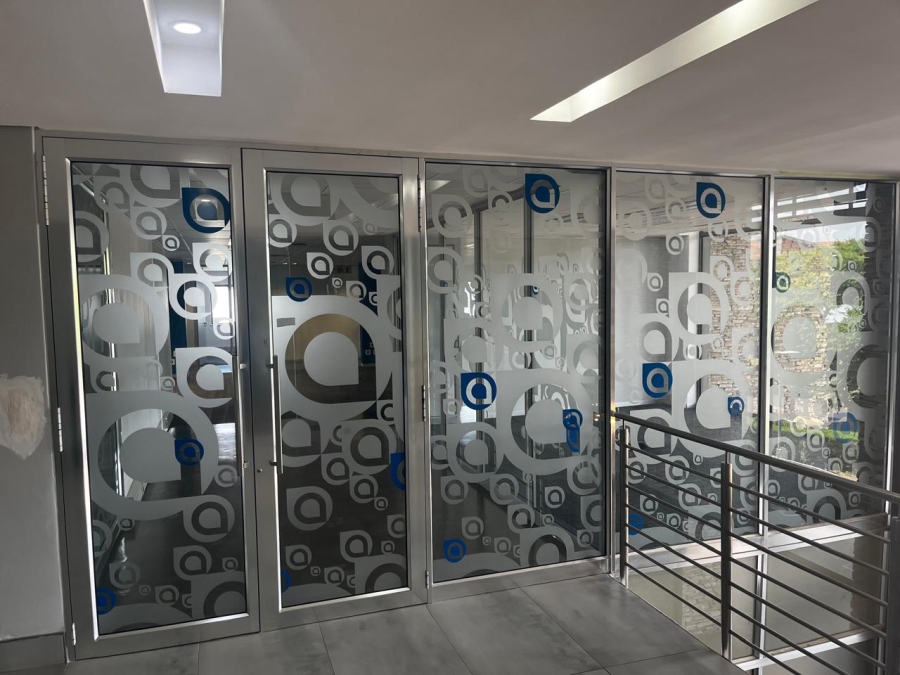 To Let Commercial Property for Rent in Greenstone Hill Gauteng