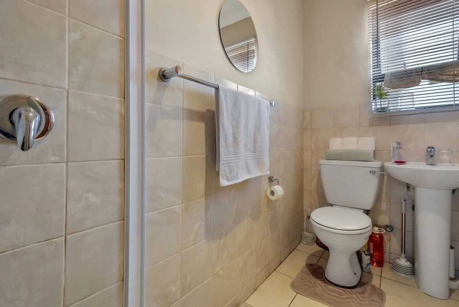 2 Bedroom Property for Sale in Ferndale Gauteng