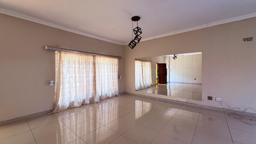 3 Bedroom Property for Sale in Brakpan Central Gauteng