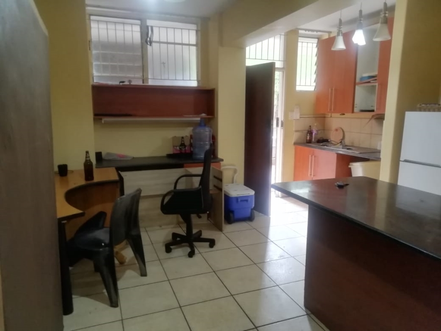 2 Bedroom Property for Sale in Sunnyside Gauteng
