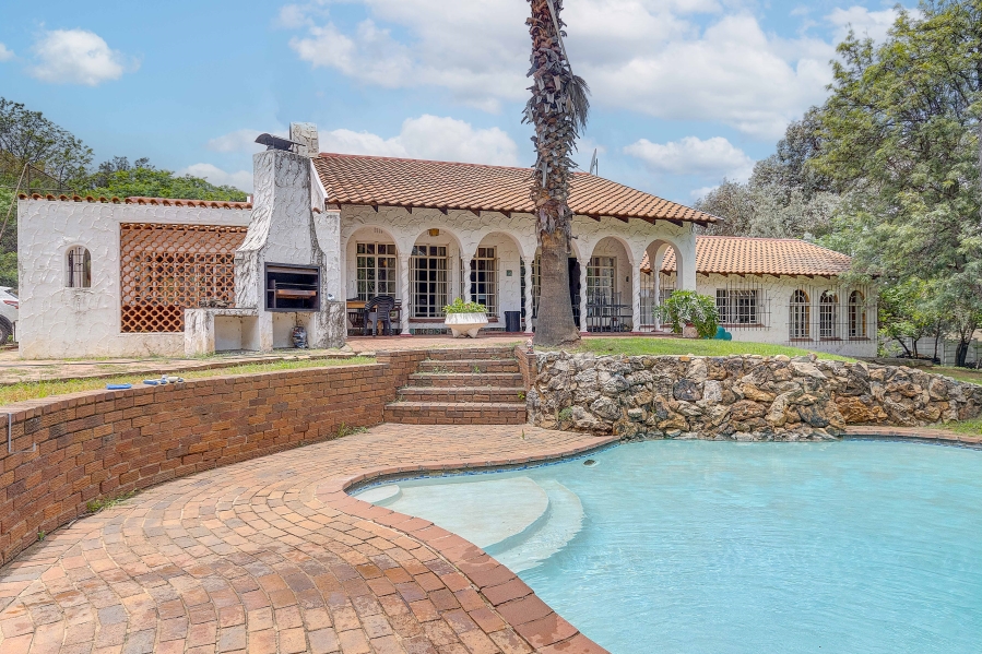 4 Bedroom Property for Sale in Bryanston Gauteng