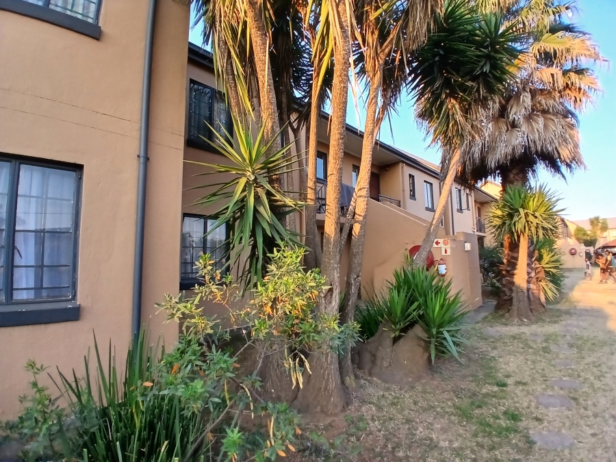 2 Bedroom Property for Sale in Albermarle Gauteng