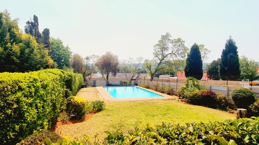 3 Bedroom Property for Sale in Vorna Valley Gauteng