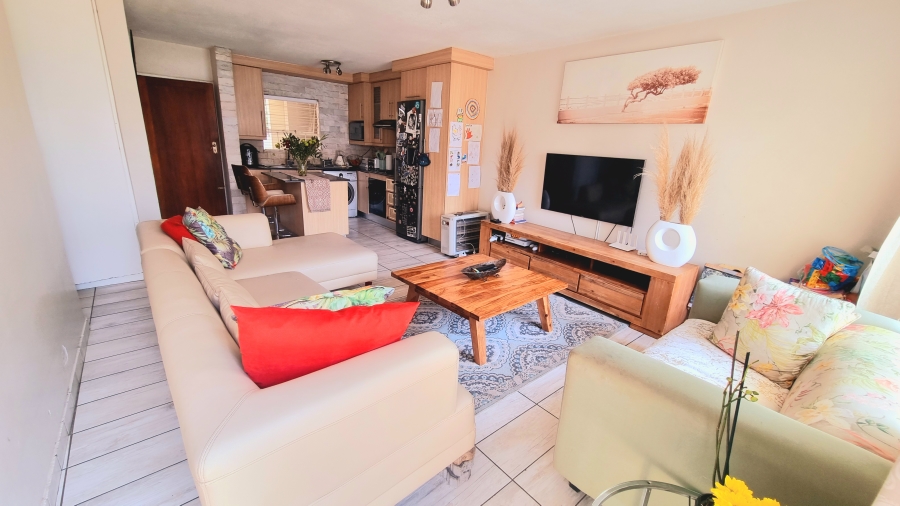 3 Bedroom Property for Sale in Vorna Valley Gauteng