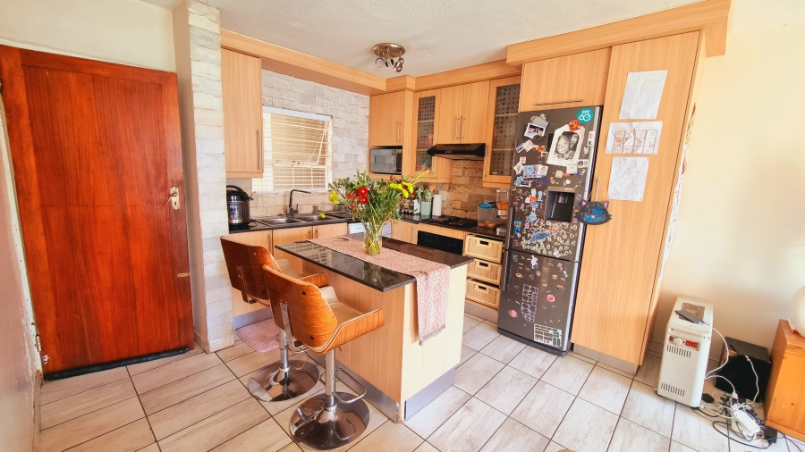 3 Bedroom Property for Sale in Vorna Valley Gauteng