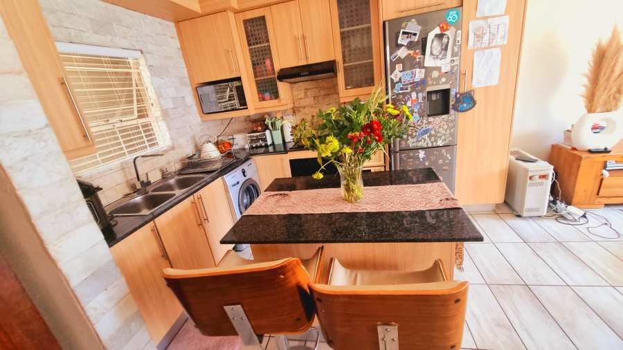 3 Bedroom Property for Sale in Vorna Valley Gauteng