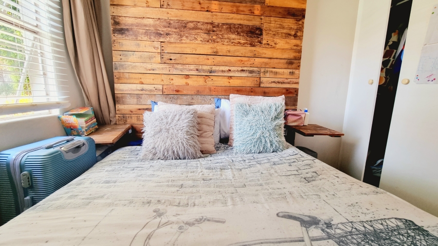 3 Bedroom Property for Sale in Vorna Valley Gauteng