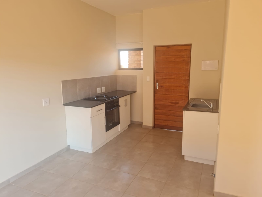 To Let 2 Bedroom Property for Rent in Vosloorus Gauteng