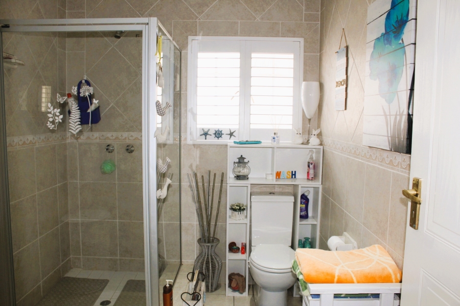 2 Bedroom Property for Sale in Three Rivers Gauteng