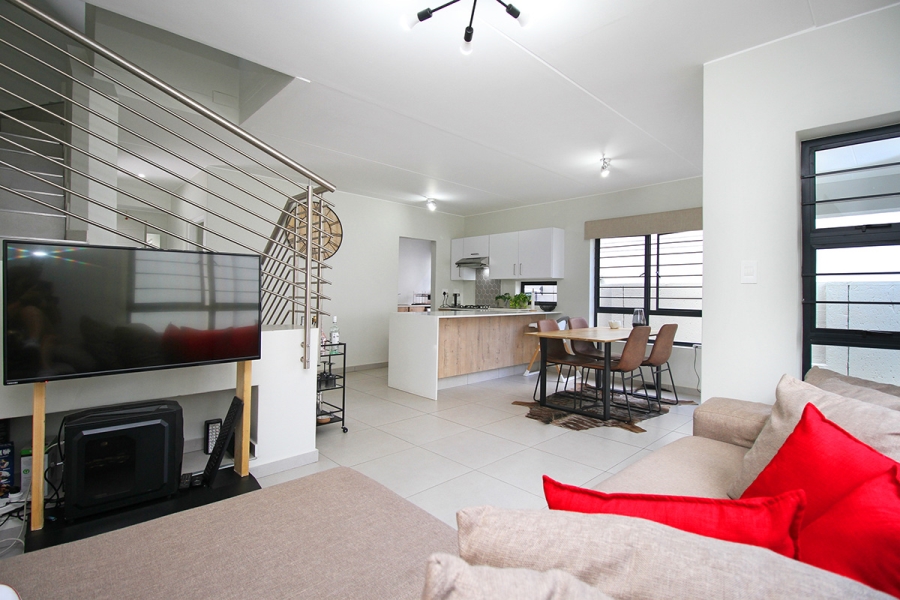 3 Bedroom Property for Sale in Broadacres Gauteng