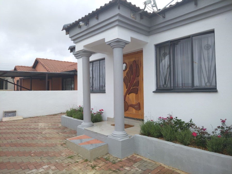 To Let 1 Bedroom Property for Rent in Danville Gauteng