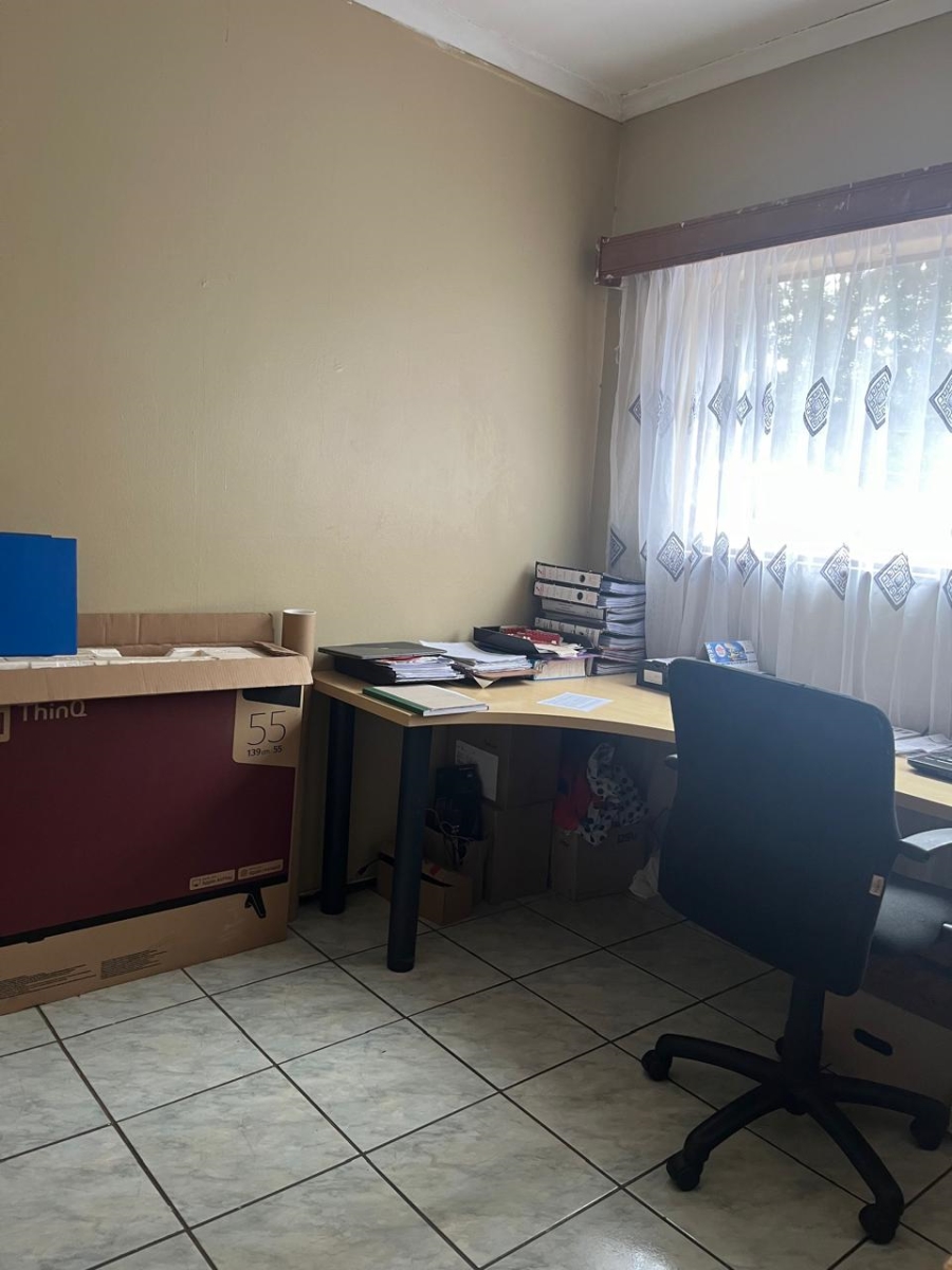 3 Bedroom Property for Sale in Birch Acres Gauteng