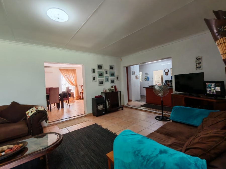 3 Bedroom Property for Sale in Helderstrome AH Gauteng