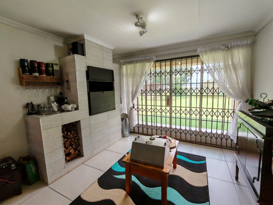 3 Bedroom Property for Sale in Helderstrome AH Gauteng