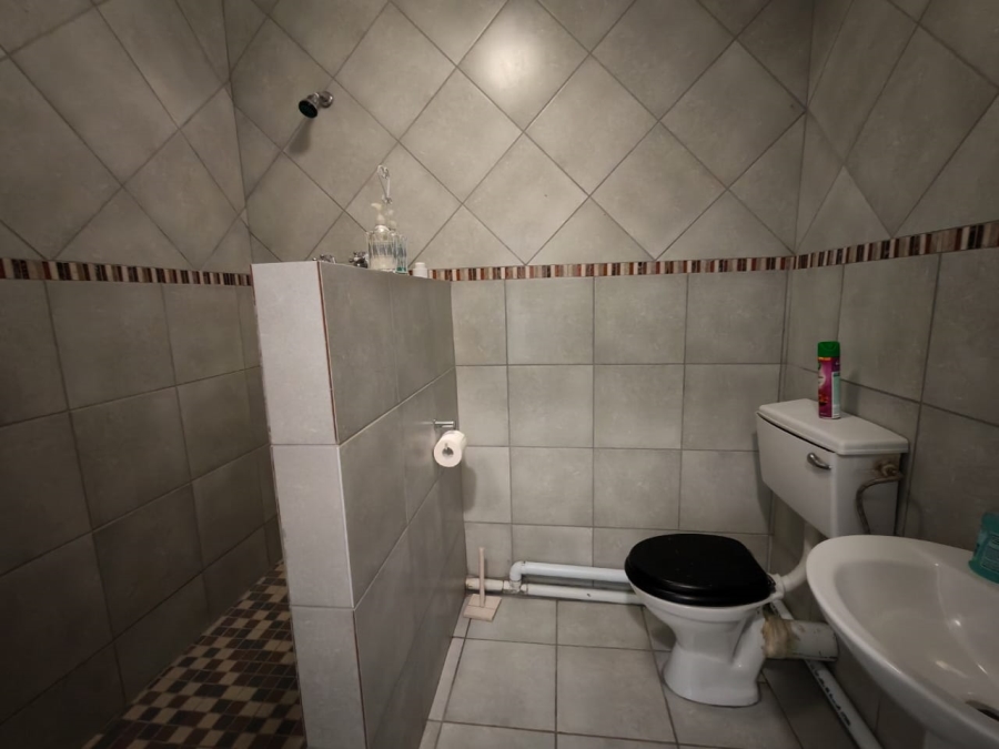 3 Bedroom Property for Sale in Helderstrome AH Gauteng