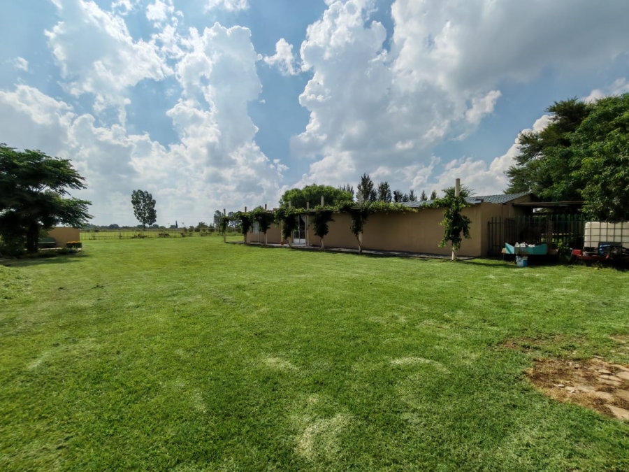 3 Bedroom Property for Sale in Helderstrome AH Gauteng