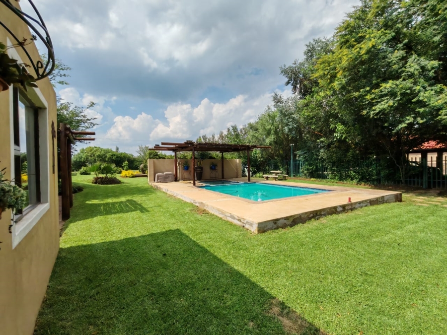 3 Bedroom Property for Sale in Helderstrome AH Gauteng
