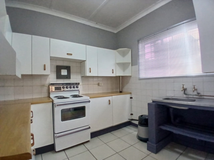 2 Bedroom Property for Sale in Peacehaven Gauteng