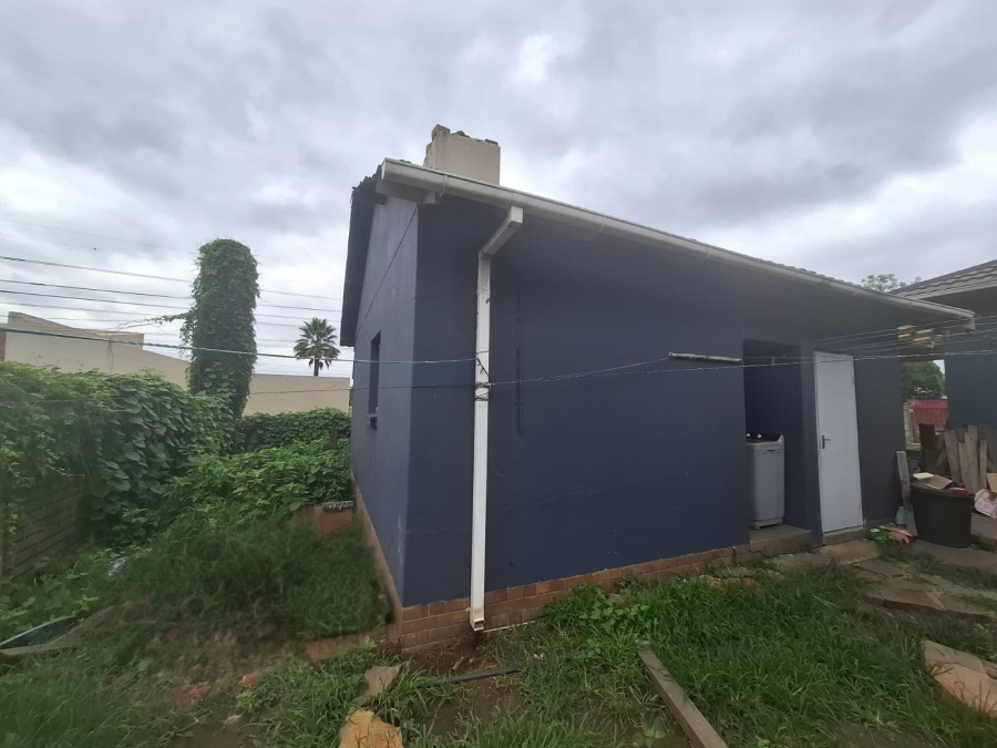 4 Bedroom Property for Sale in Peacehaven Gauteng