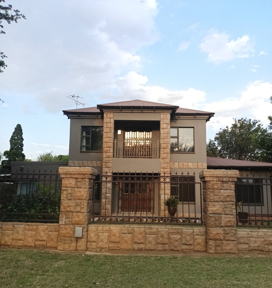 4 Bedroom Property for Sale in Northmead Gauteng