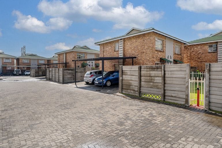 2 Bedroom Property for Sale in Edleen Gauteng