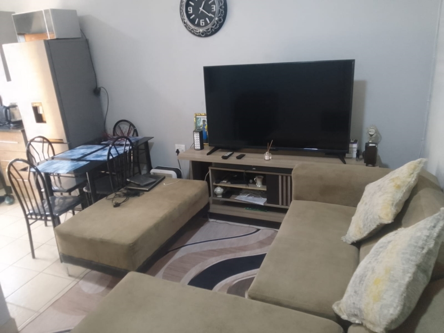 1 Bedroom Property for Sale in Villa Liza Gauteng