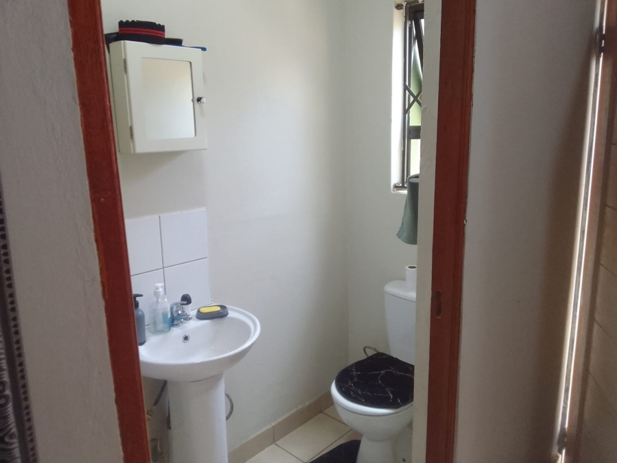 1 Bedroom Property for Sale in Villa Liza Gauteng