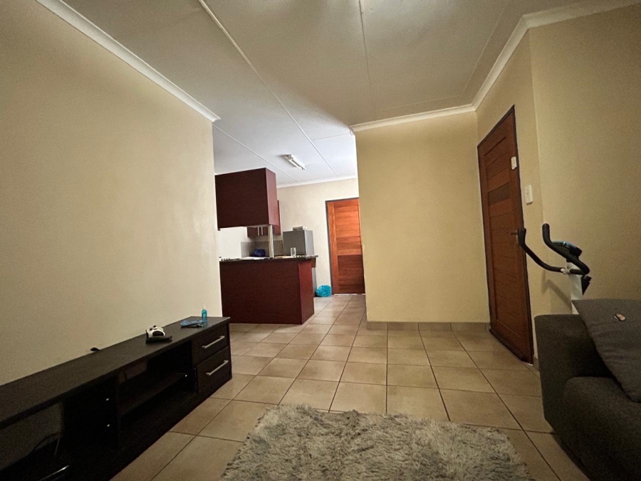 3 Bedroom Property for Sale in Kosmosdal Gauteng