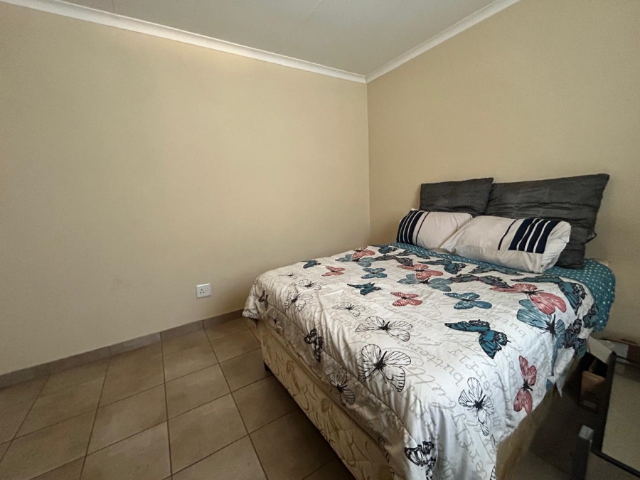 3 Bedroom Property for Sale in Kosmosdal Gauteng