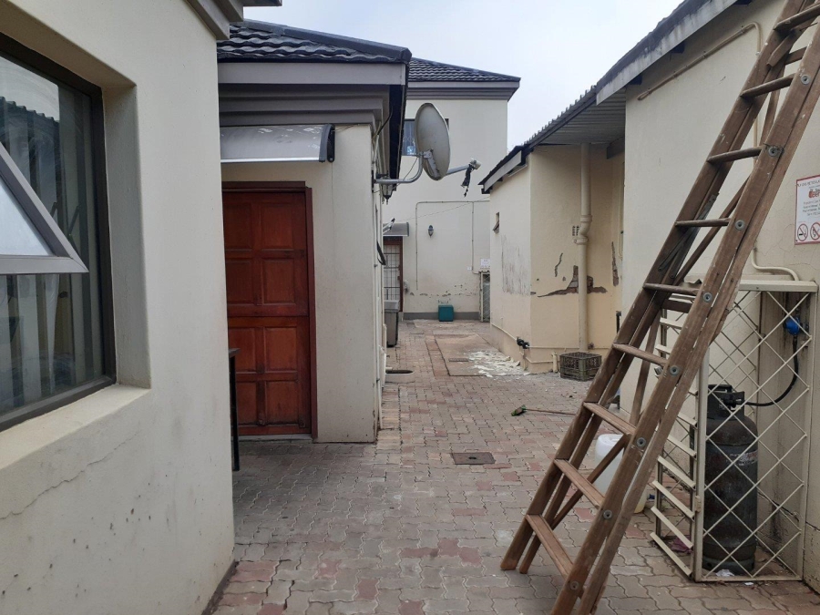 12 Bedroom Property for Sale in Capital Park Gauteng