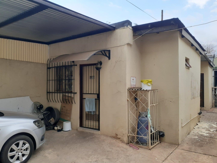 12 Bedroom Property for Sale in Capital Park Gauteng