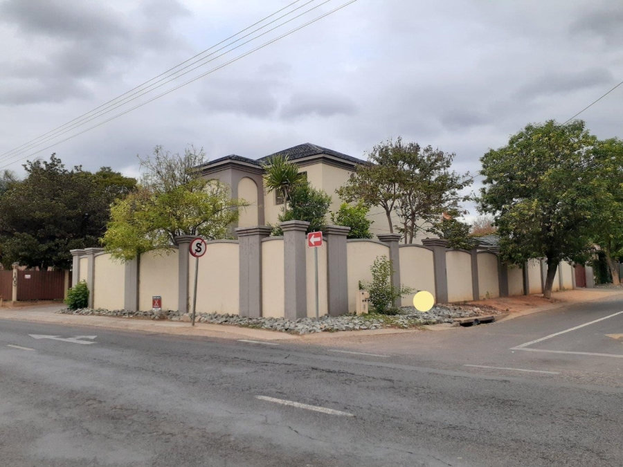 12 Bedroom Property for Sale in Capital Park Gauteng