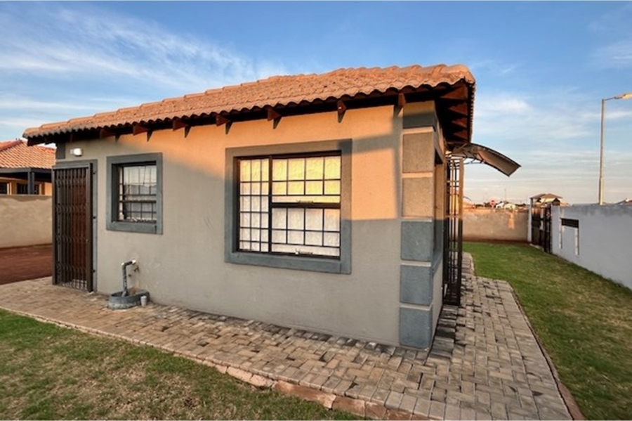 To Let 3 Bedroom Property for Rent in Klerksoord Gauteng