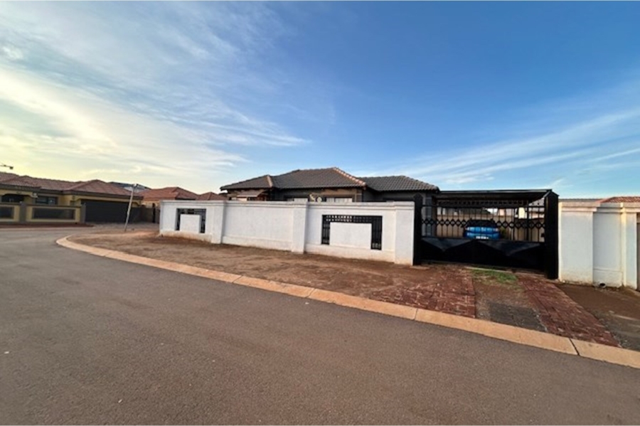 To Let 3 Bedroom Property for Rent in Klerksoord Gauteng