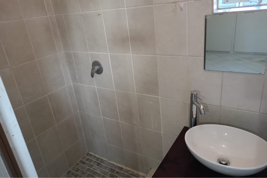 To Let 1 Bedroom Property for Rent in Dalview Gauteng